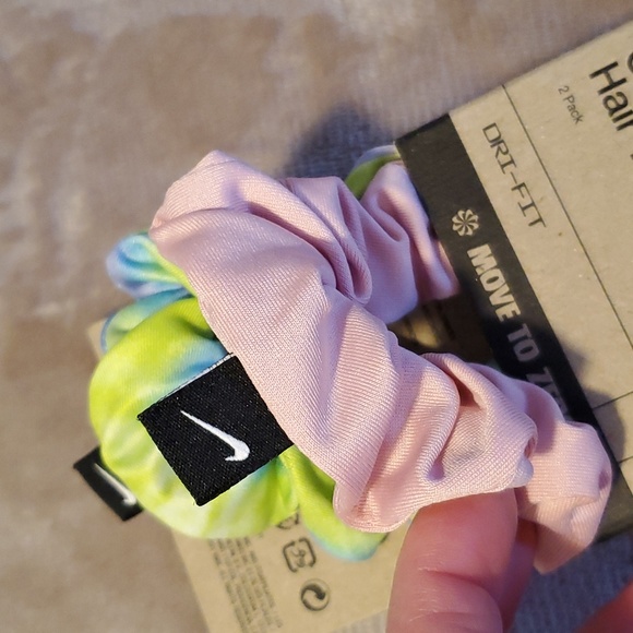 Nike Dri-FIT Gathered Hair Ties - Picture 4 of 6